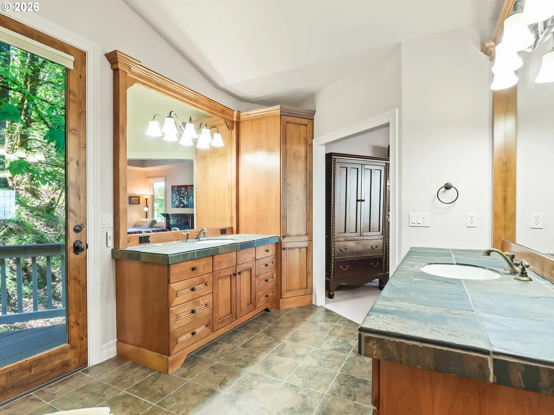 Owner's Suite Bathroom