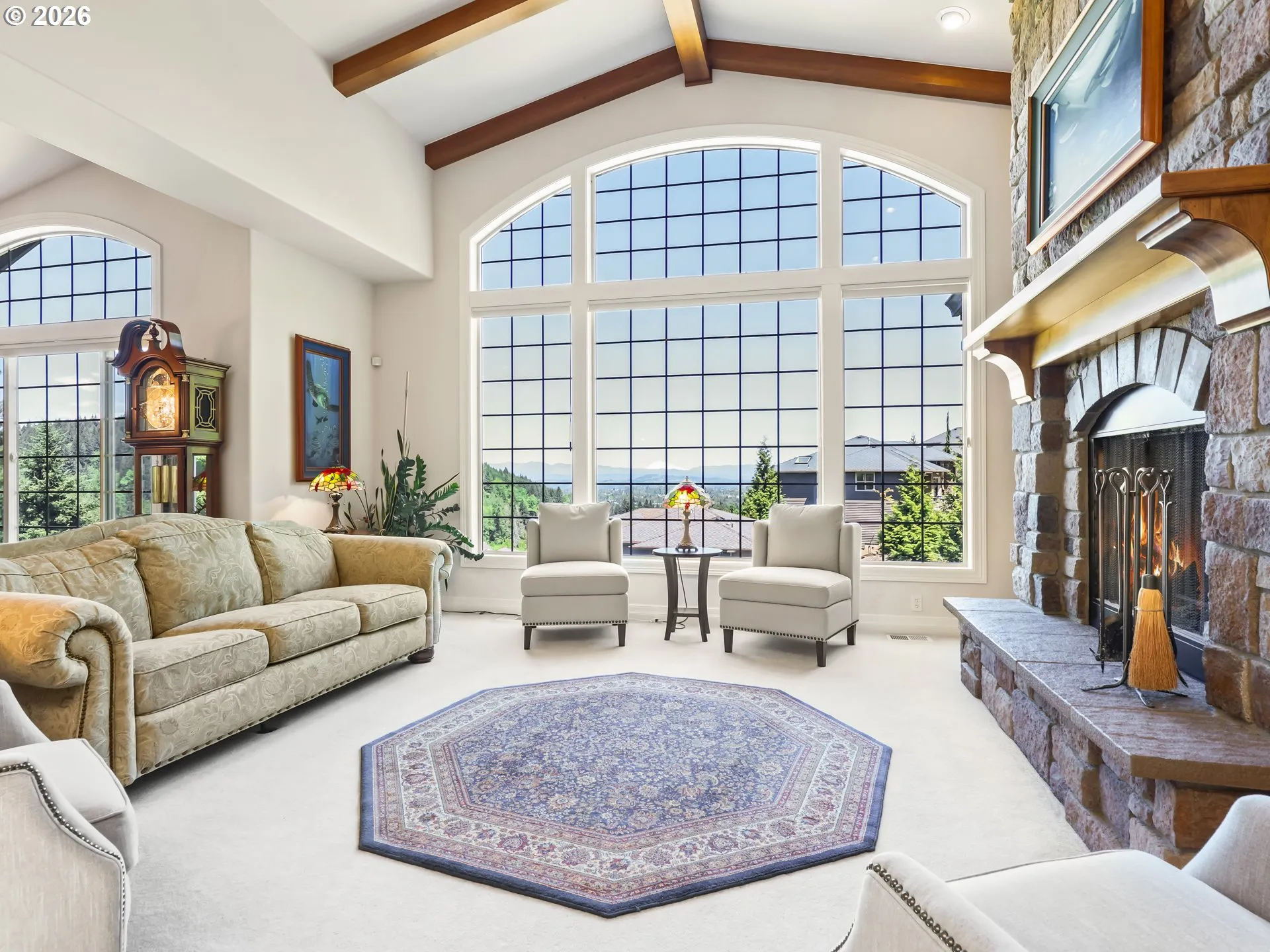 Living Room-Fireplace