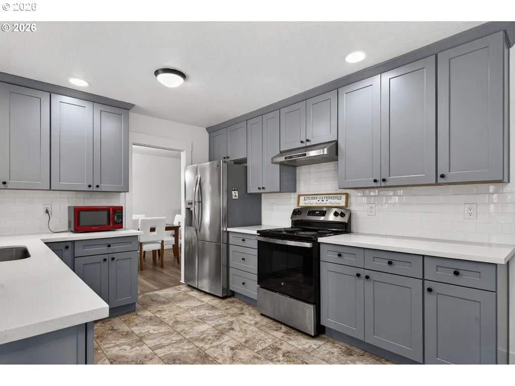 Kitchen-Oven
