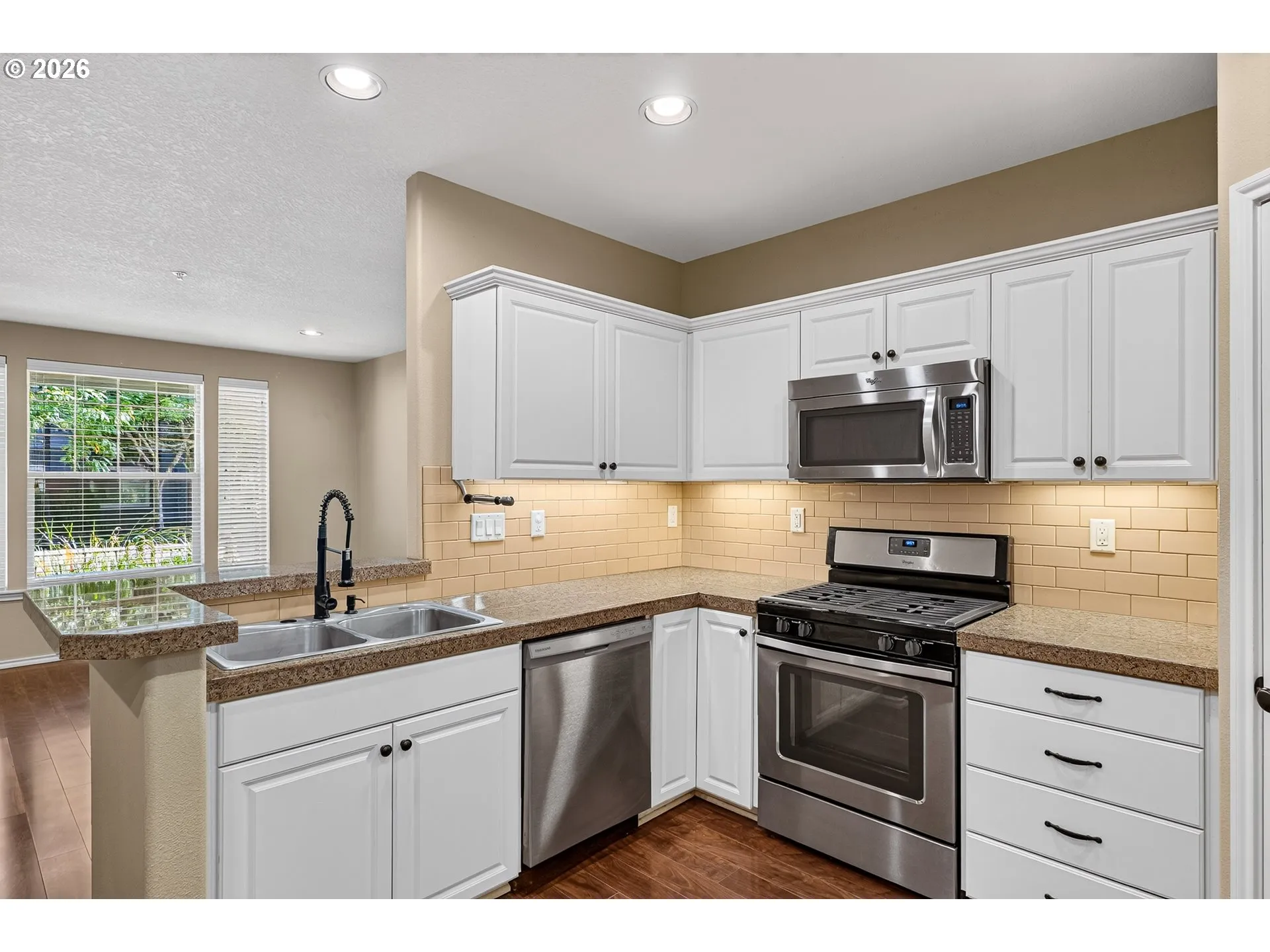 Kitchen-Oven