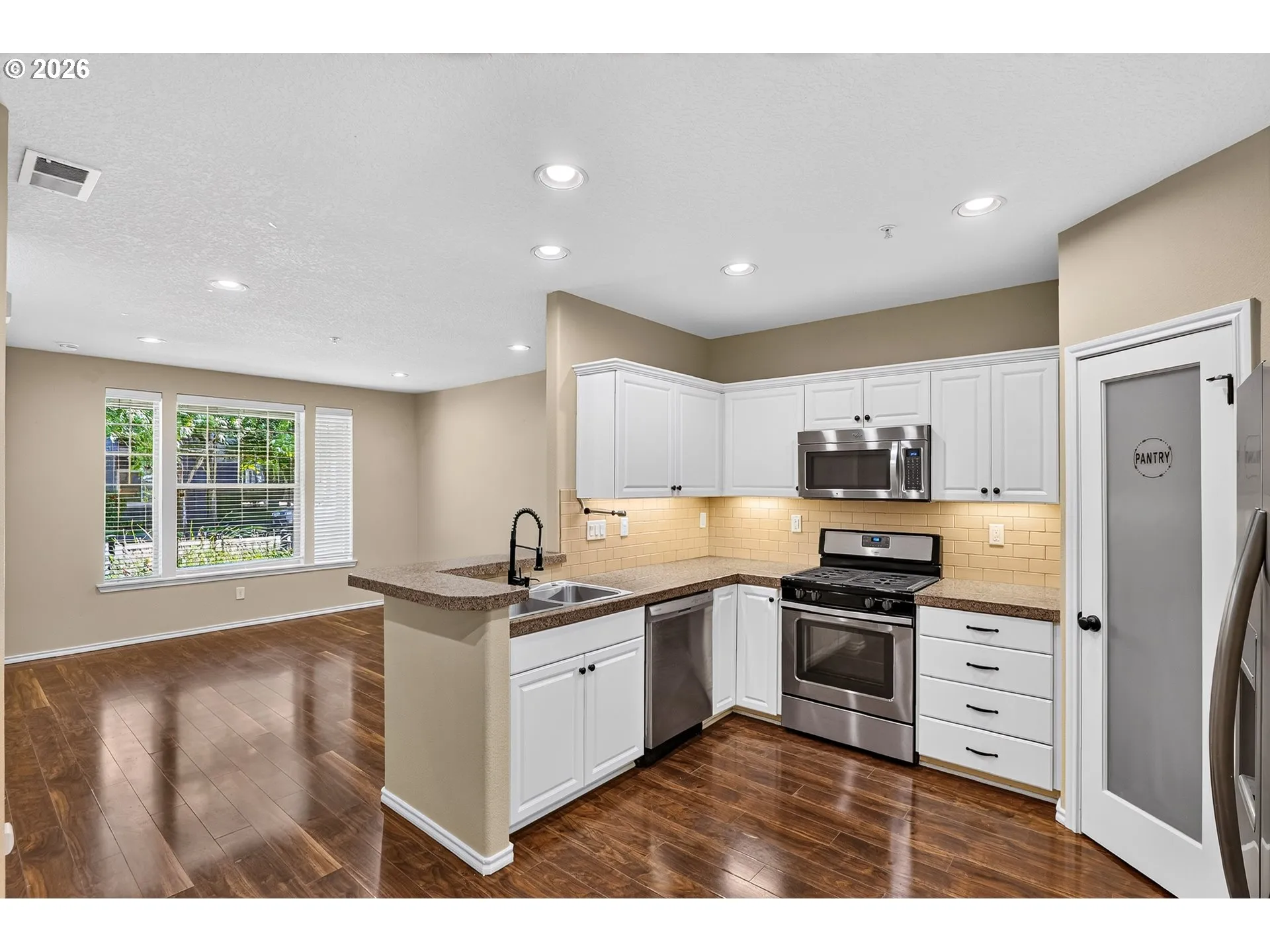 Kitchen/Living Room