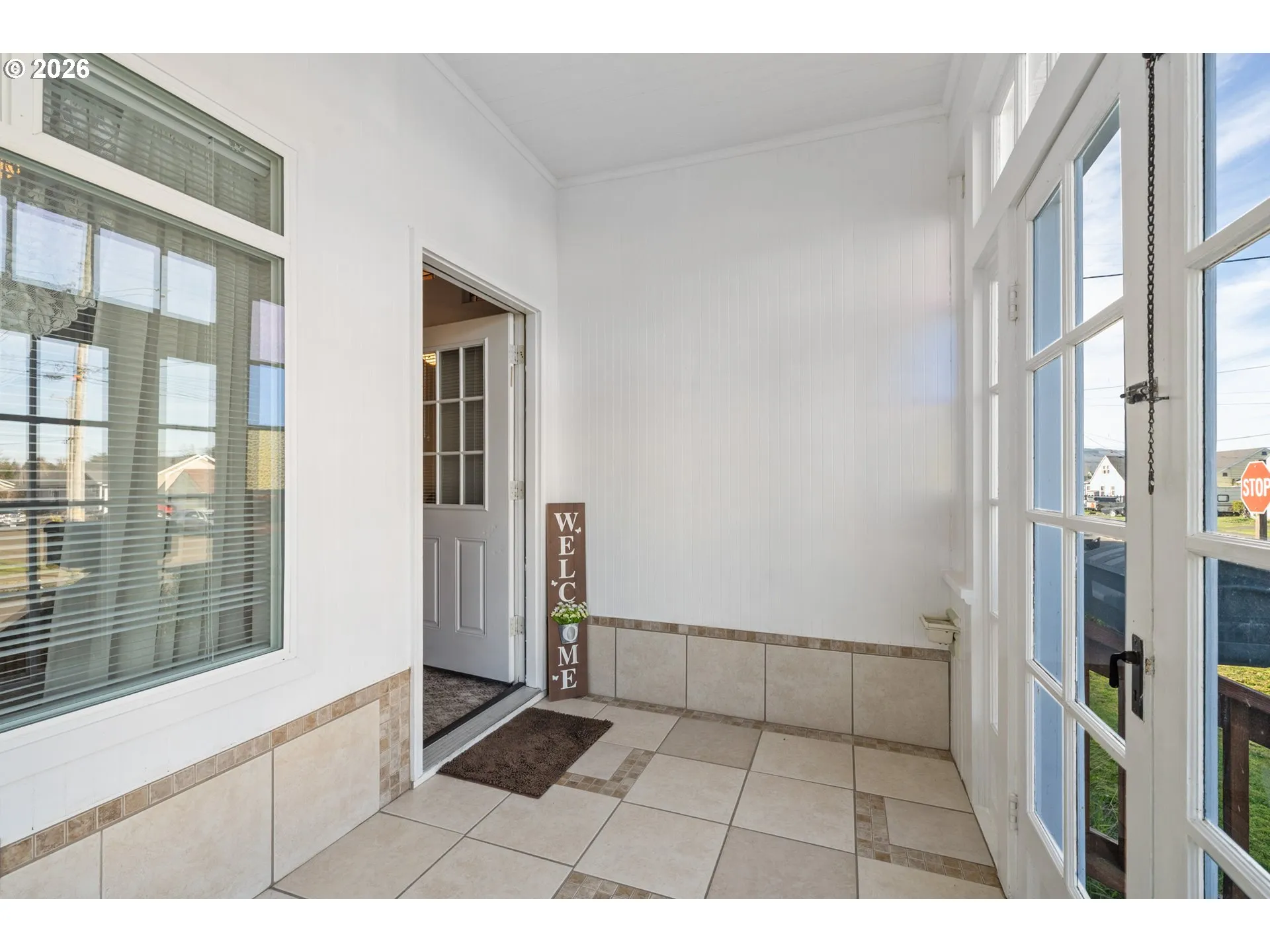 Entrance/Foyer