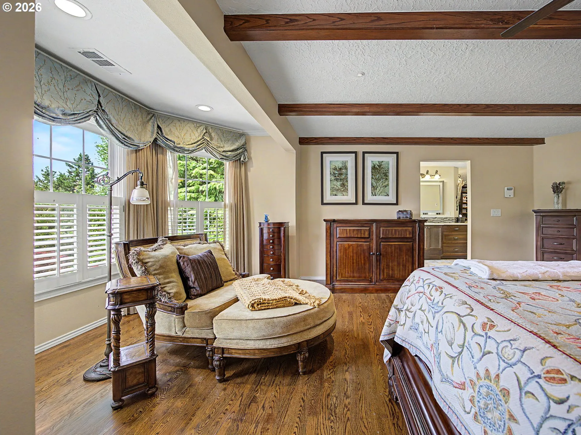 Bedroom, Primary