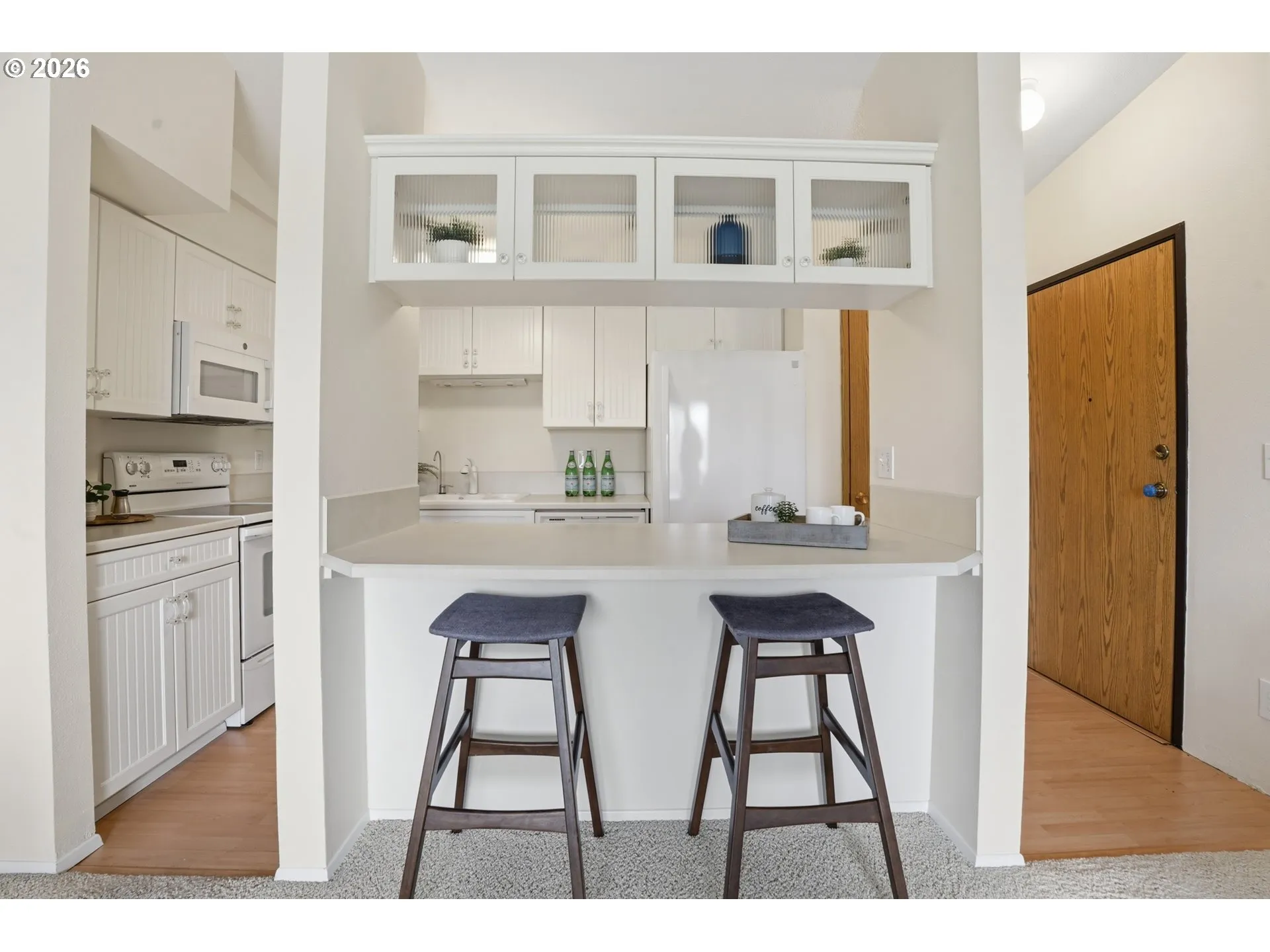 Kitchen-Eating Area