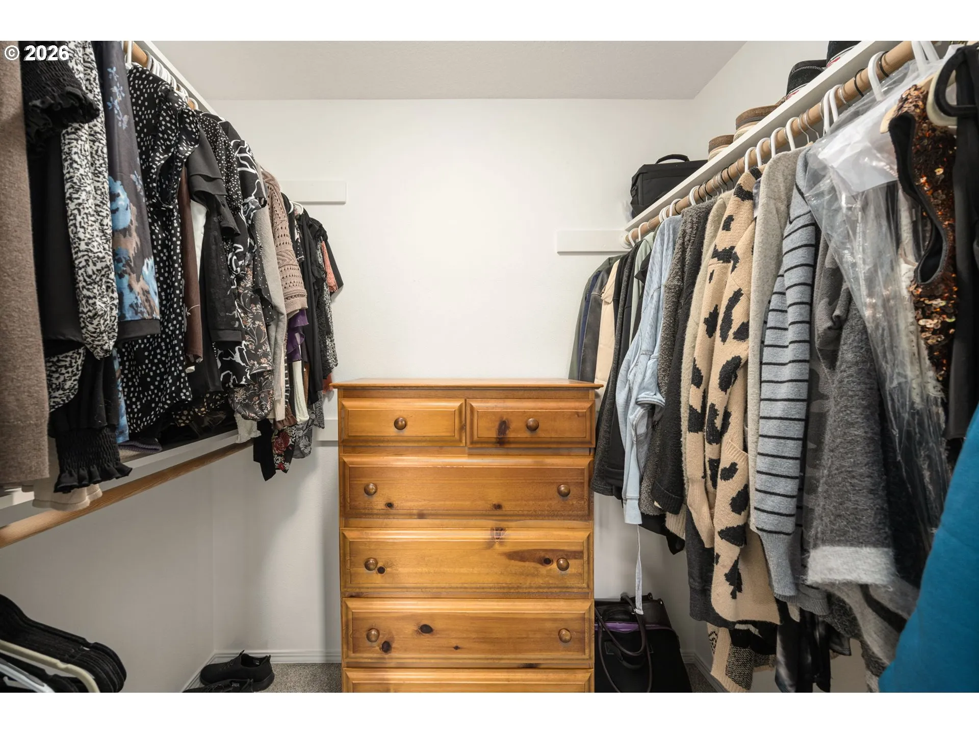 Bedroom-Walk-In Closet