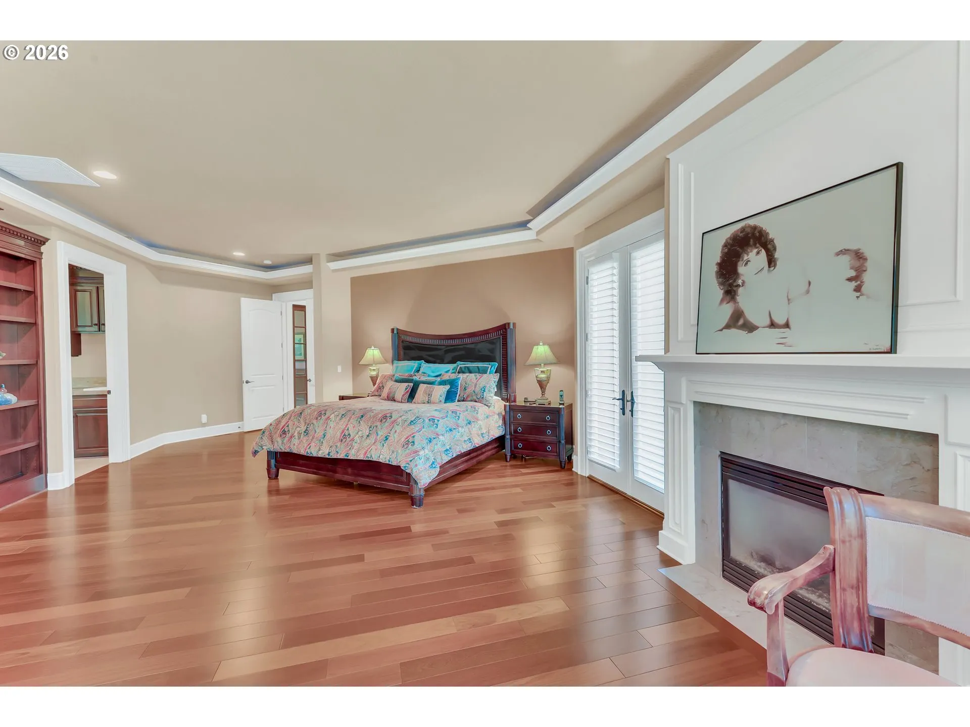Primary Bedroom-Main