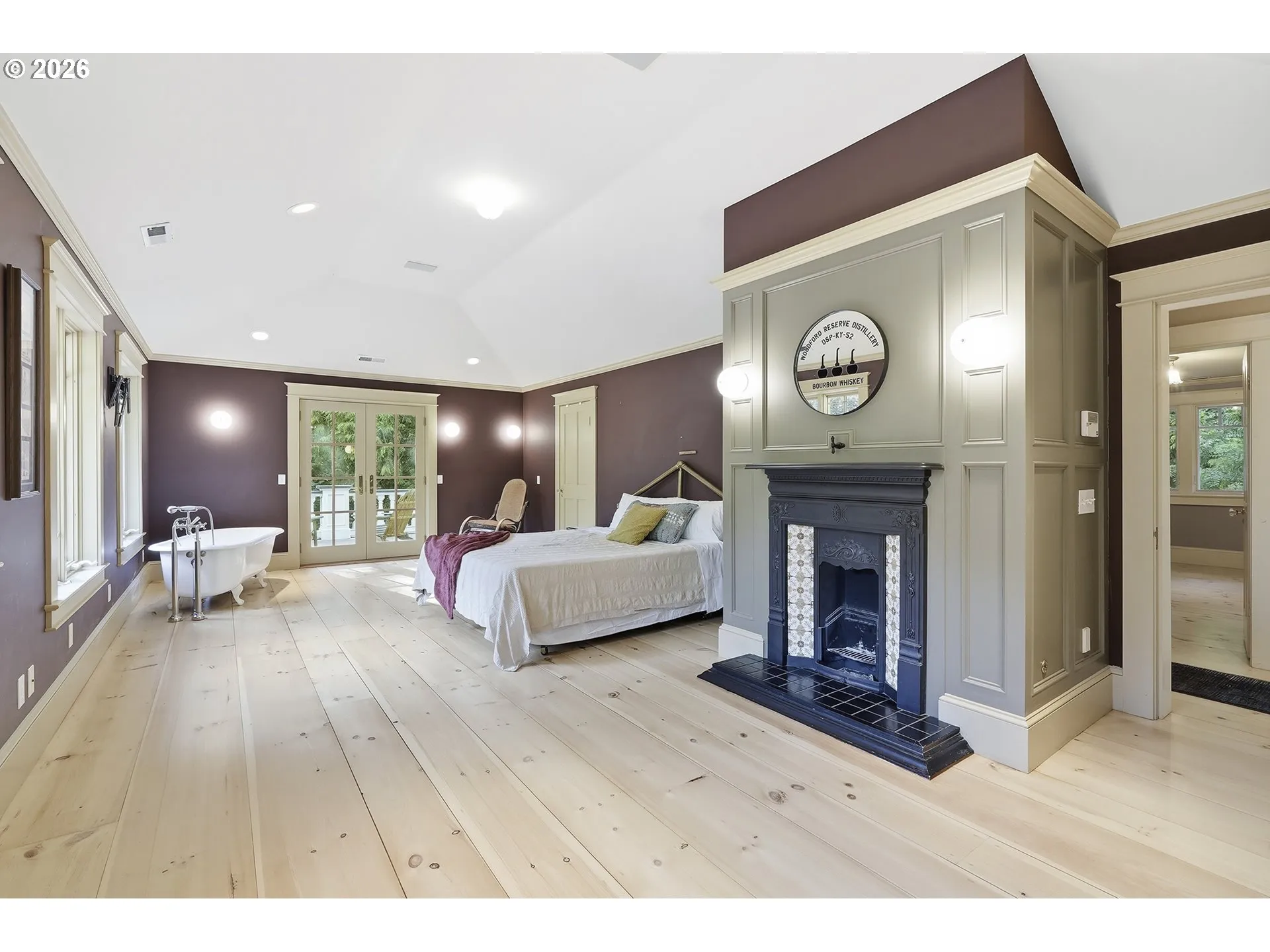 Primary Bedroom-Fireplace