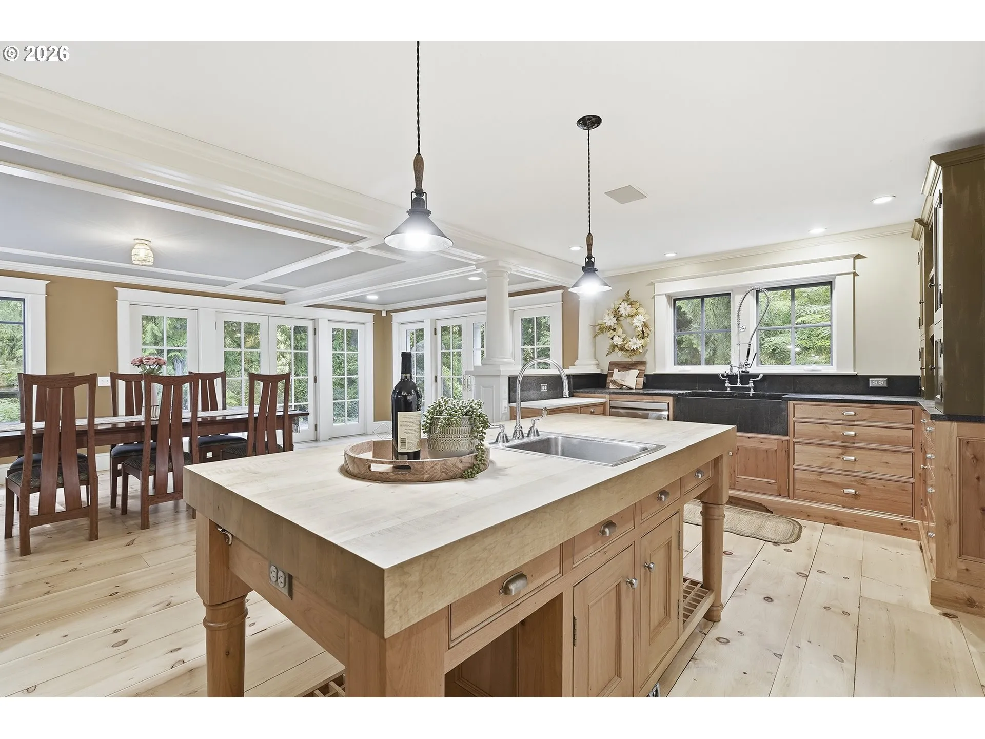 Kitchen-Island