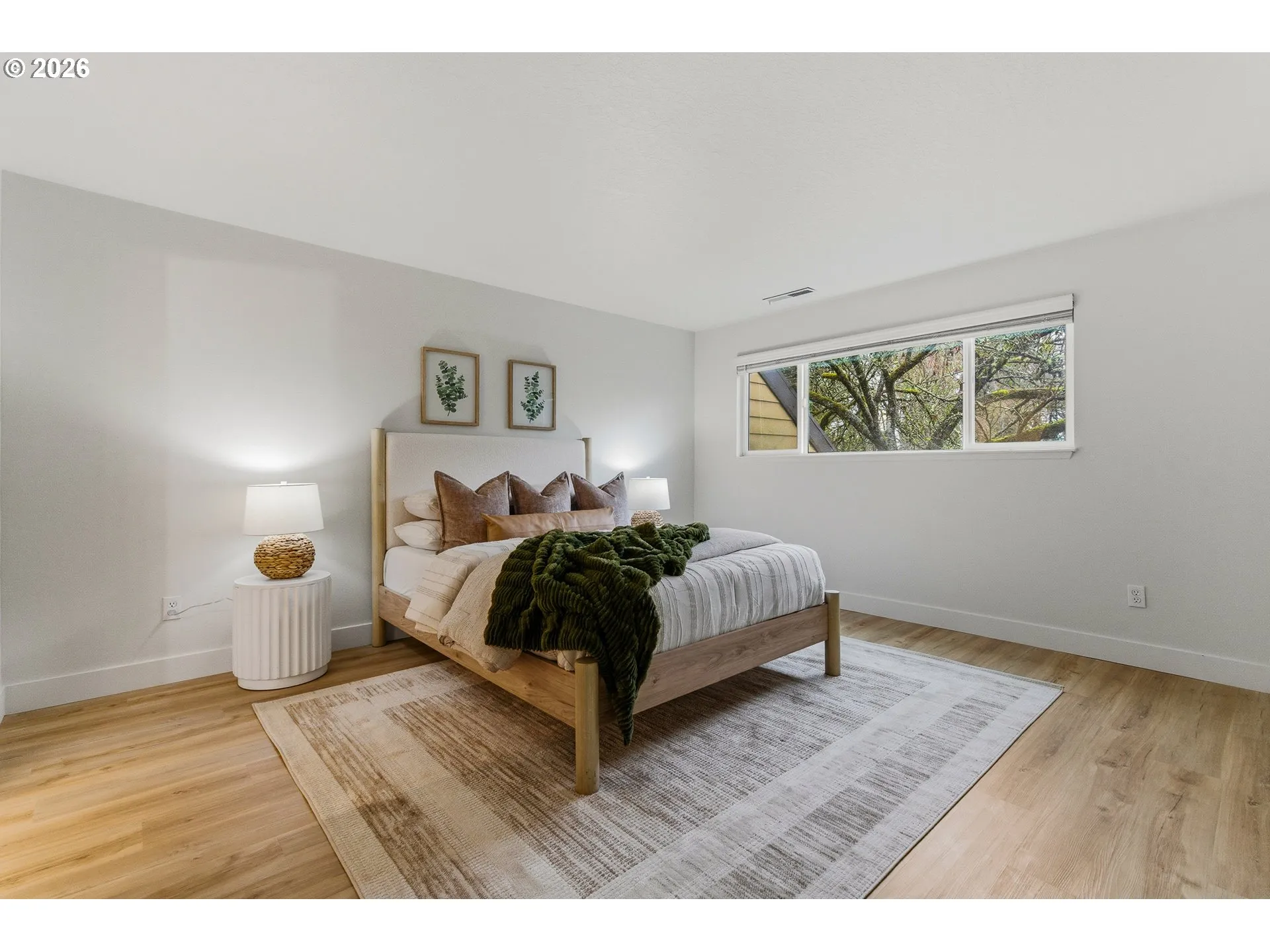 Bedroom, Primary