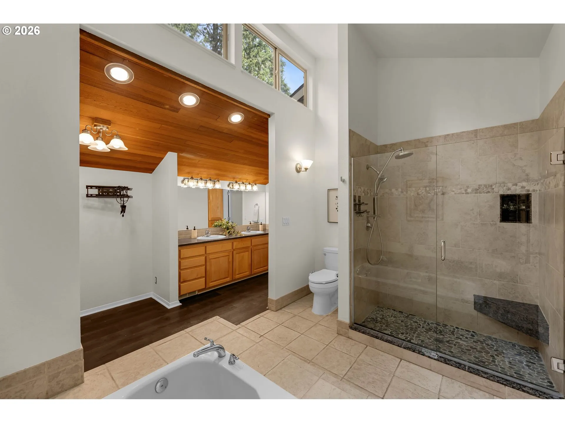 Primary Bedroom-Attached Bathroom