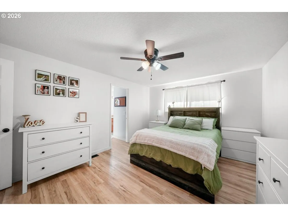 Owner's Suite Bedroom-Main