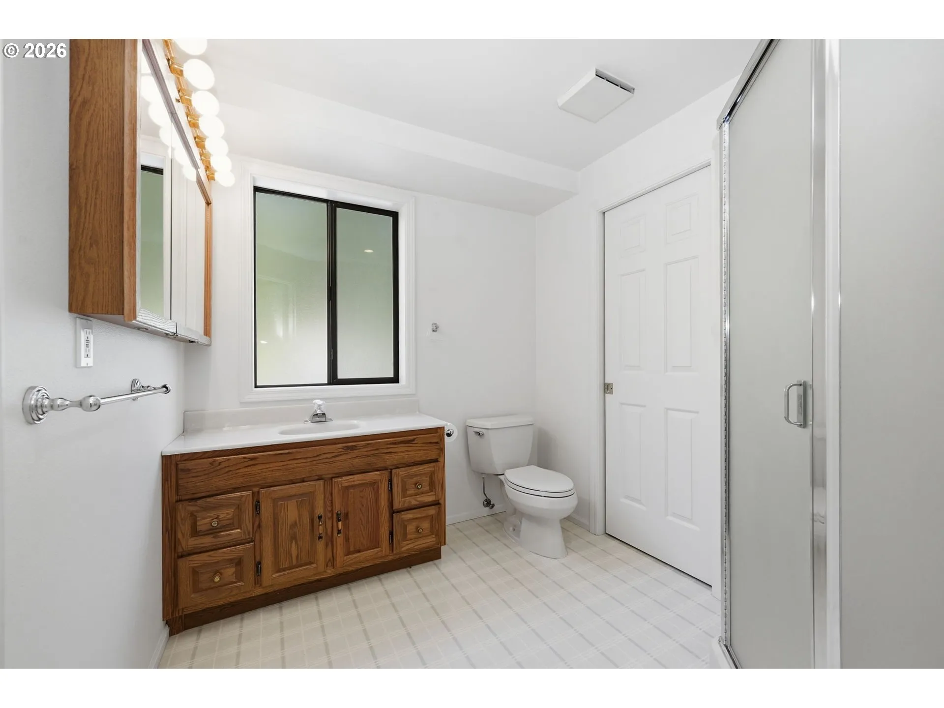 Bathroom-Lower