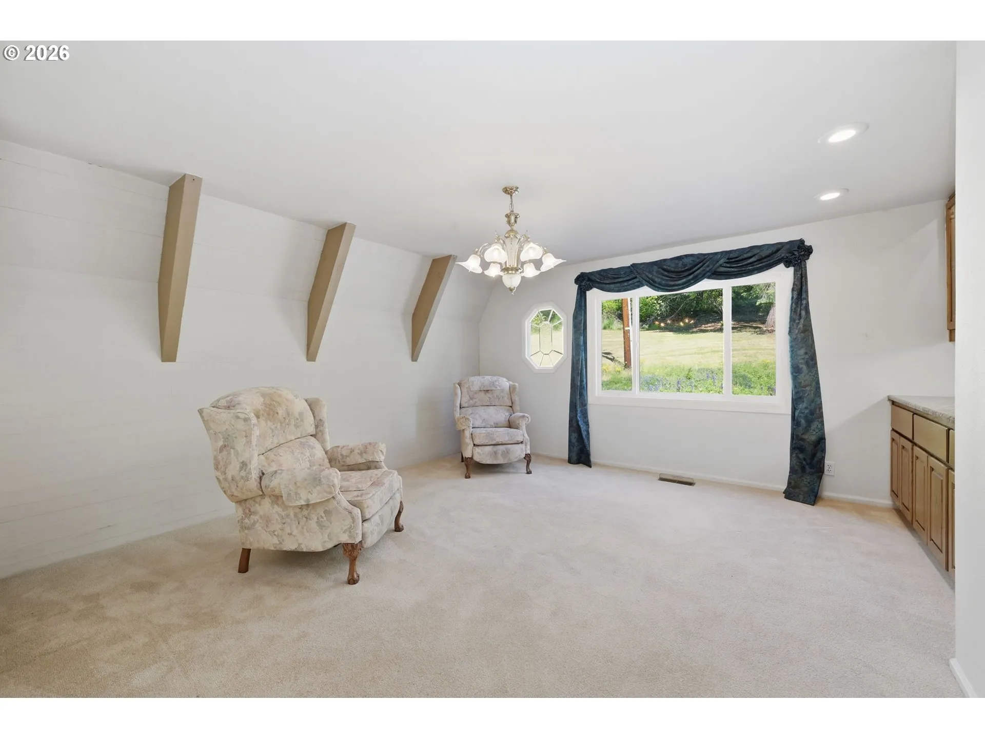 Dining Room-Built-In Cabinets
