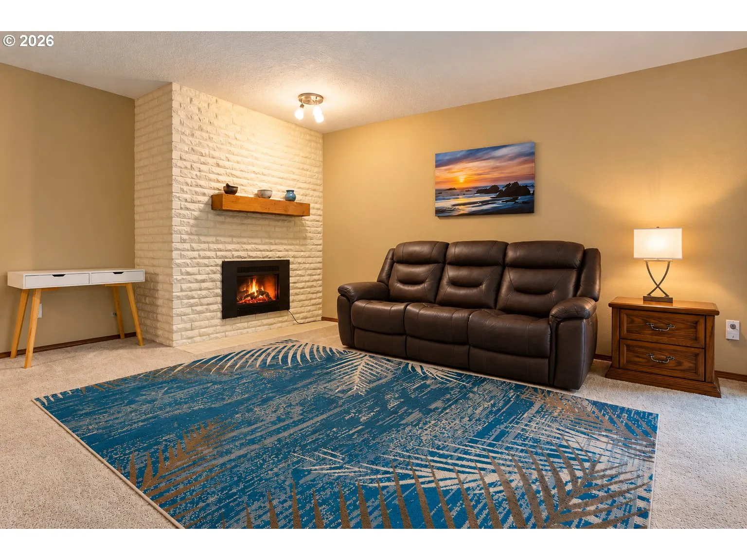 Living Room-Fireplace