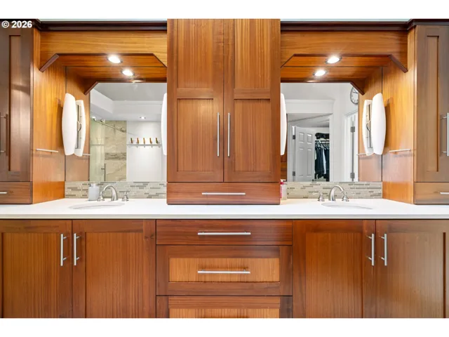 Owner's Suite Bathroom-Double Sinks