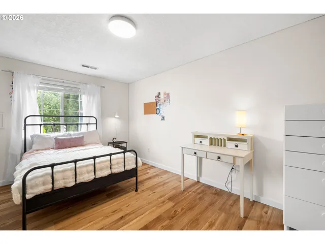 Bedroom-#2 Upper