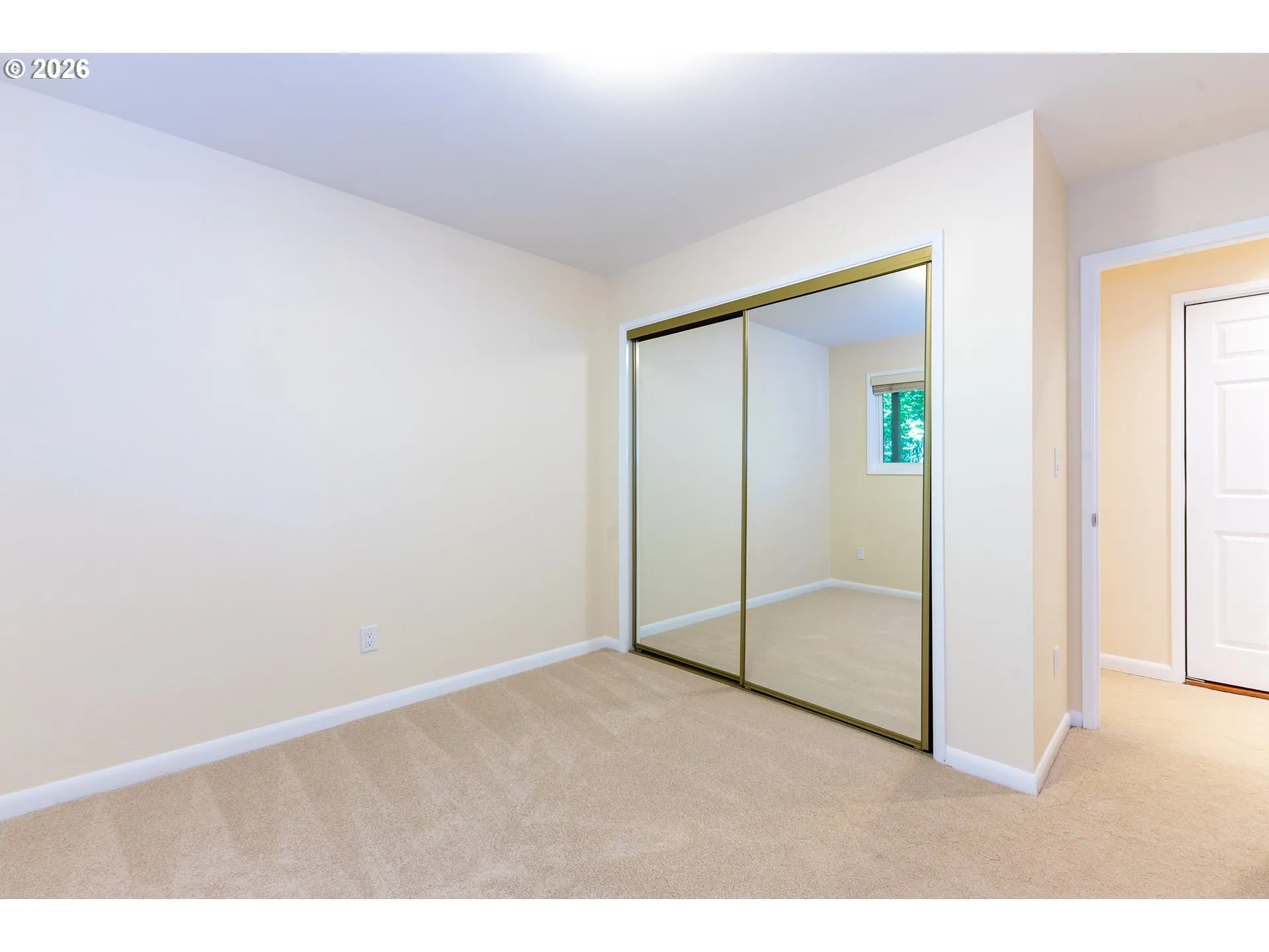Primary Bedroom-Lower