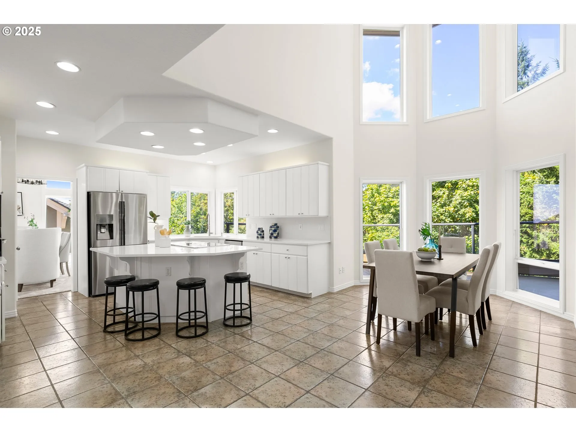 Kitchen/Nook-Eating Area