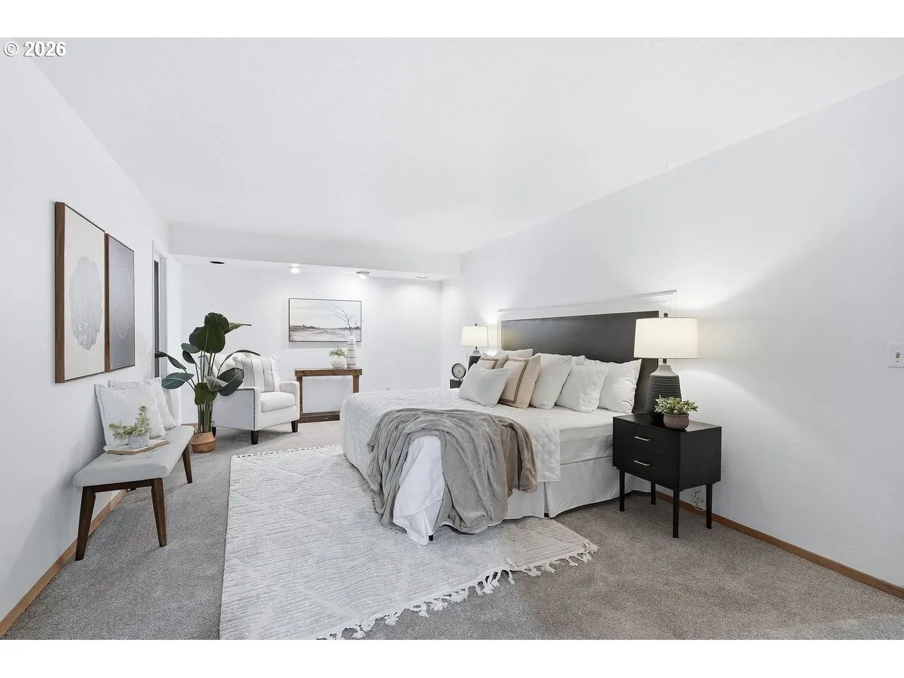 Bedroom, Primary