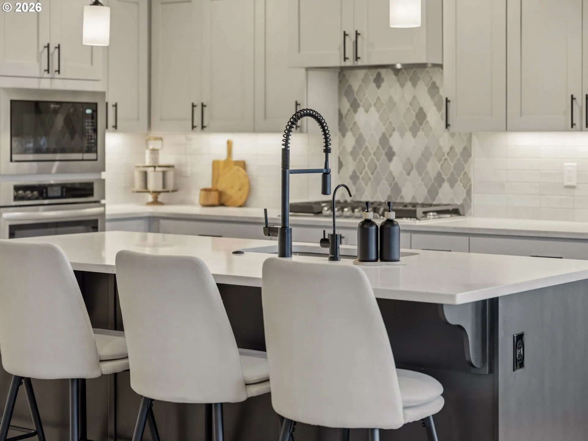 Kitchen-Island