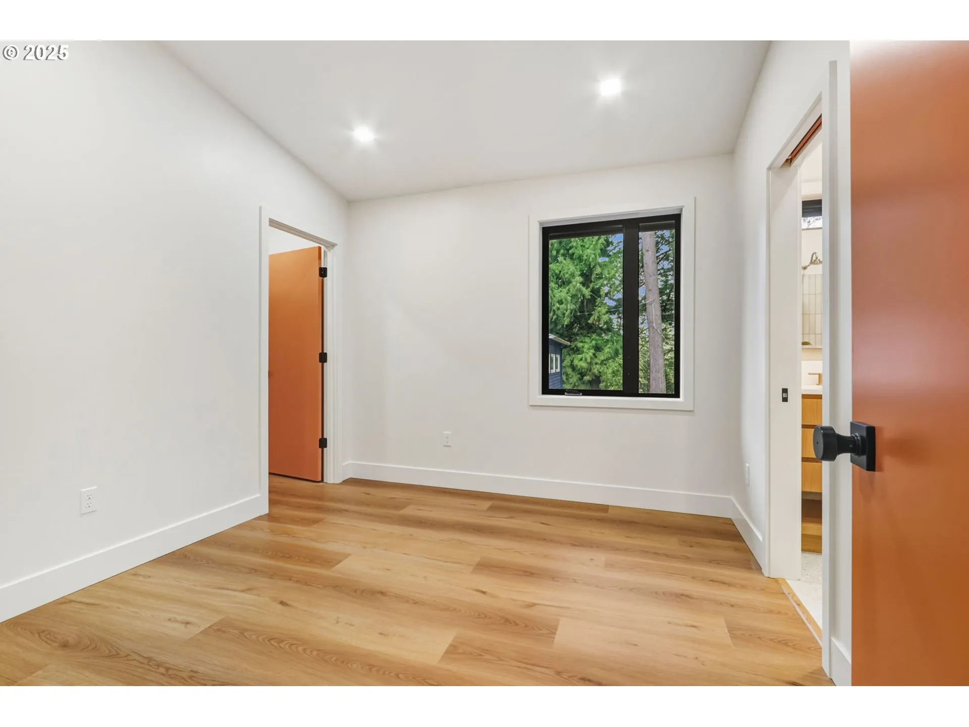 Bedroom-Main