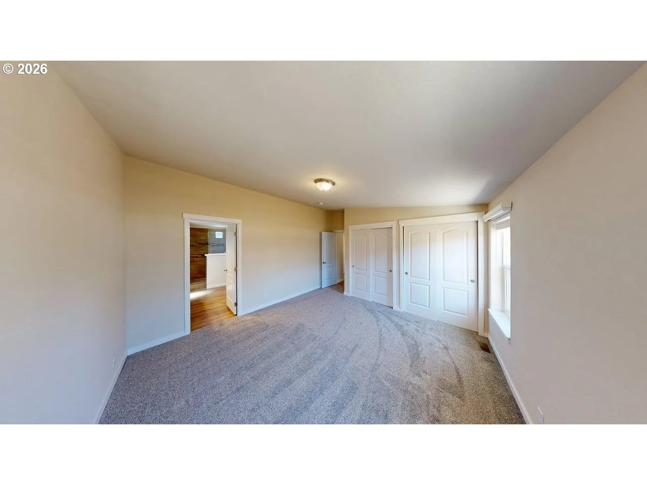 Bedroom, Primary