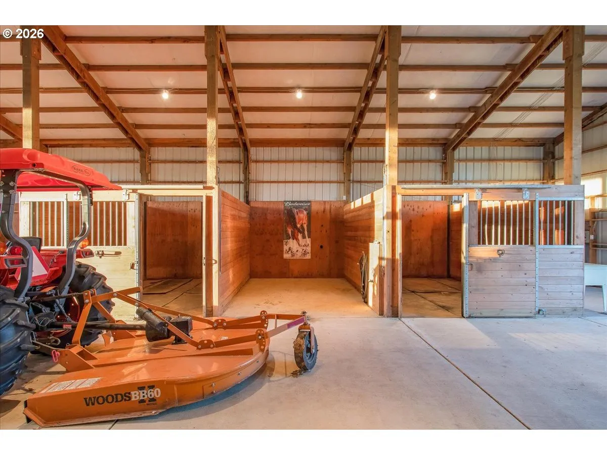 Barn