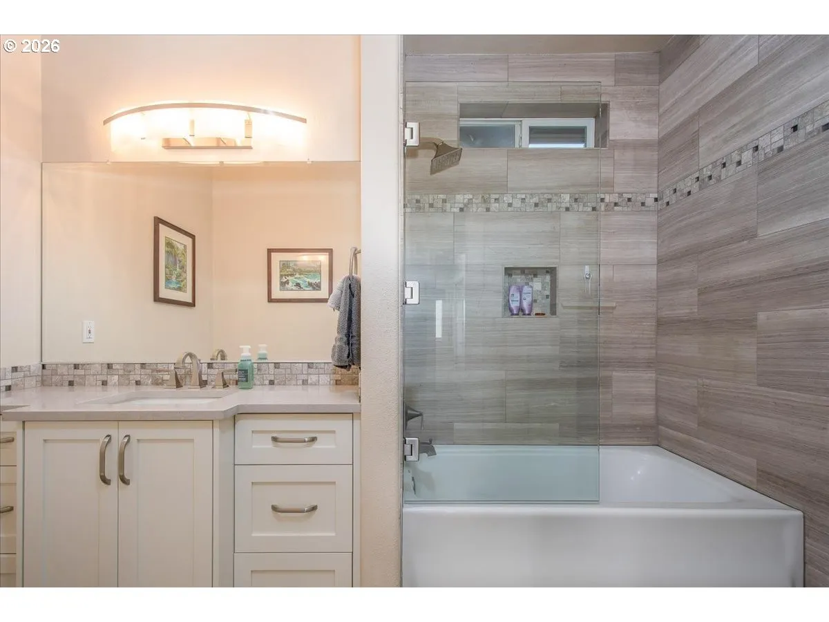 Bathroom-Hall