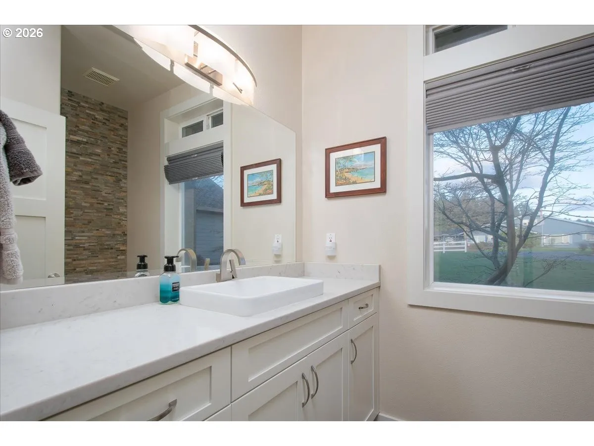 Bathroom-Hall