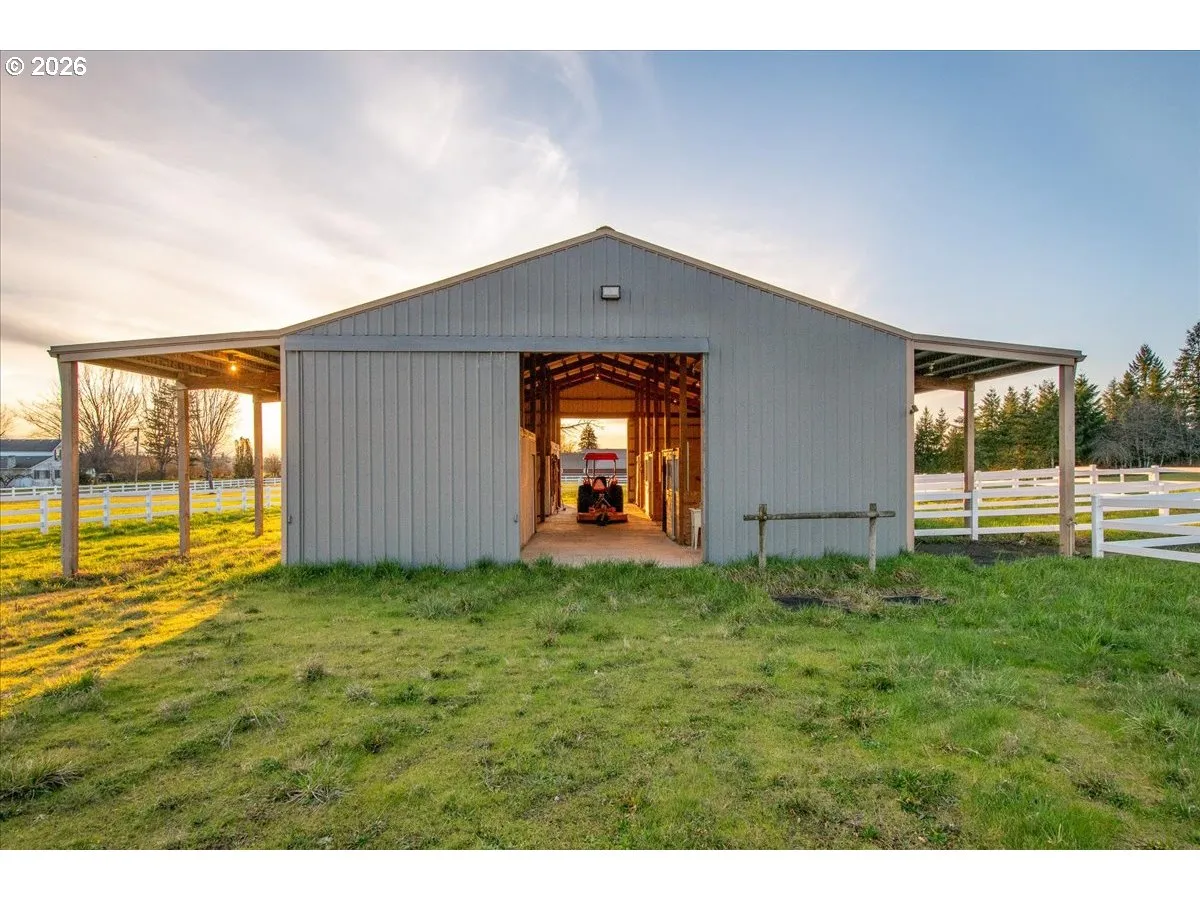 Barn