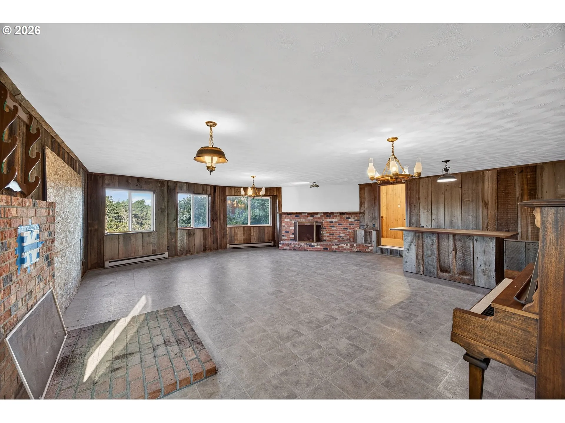 Family Room-Lower