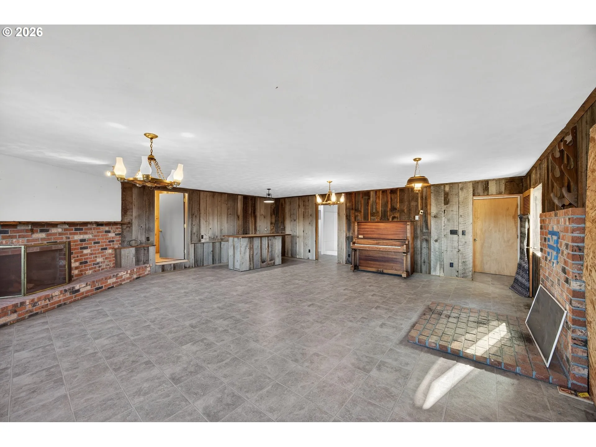 Family Room-Lower