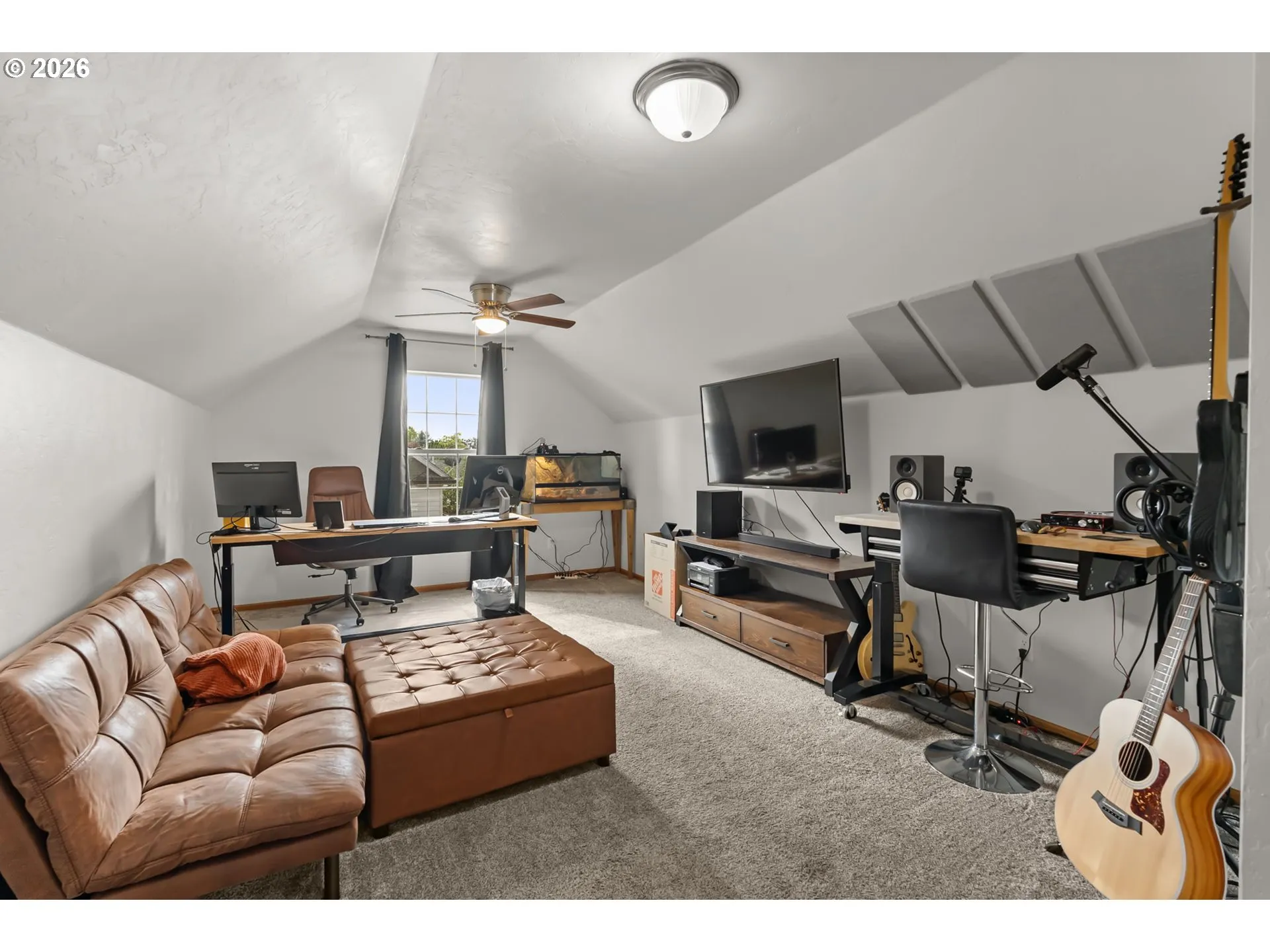 Bonus Room-Upper