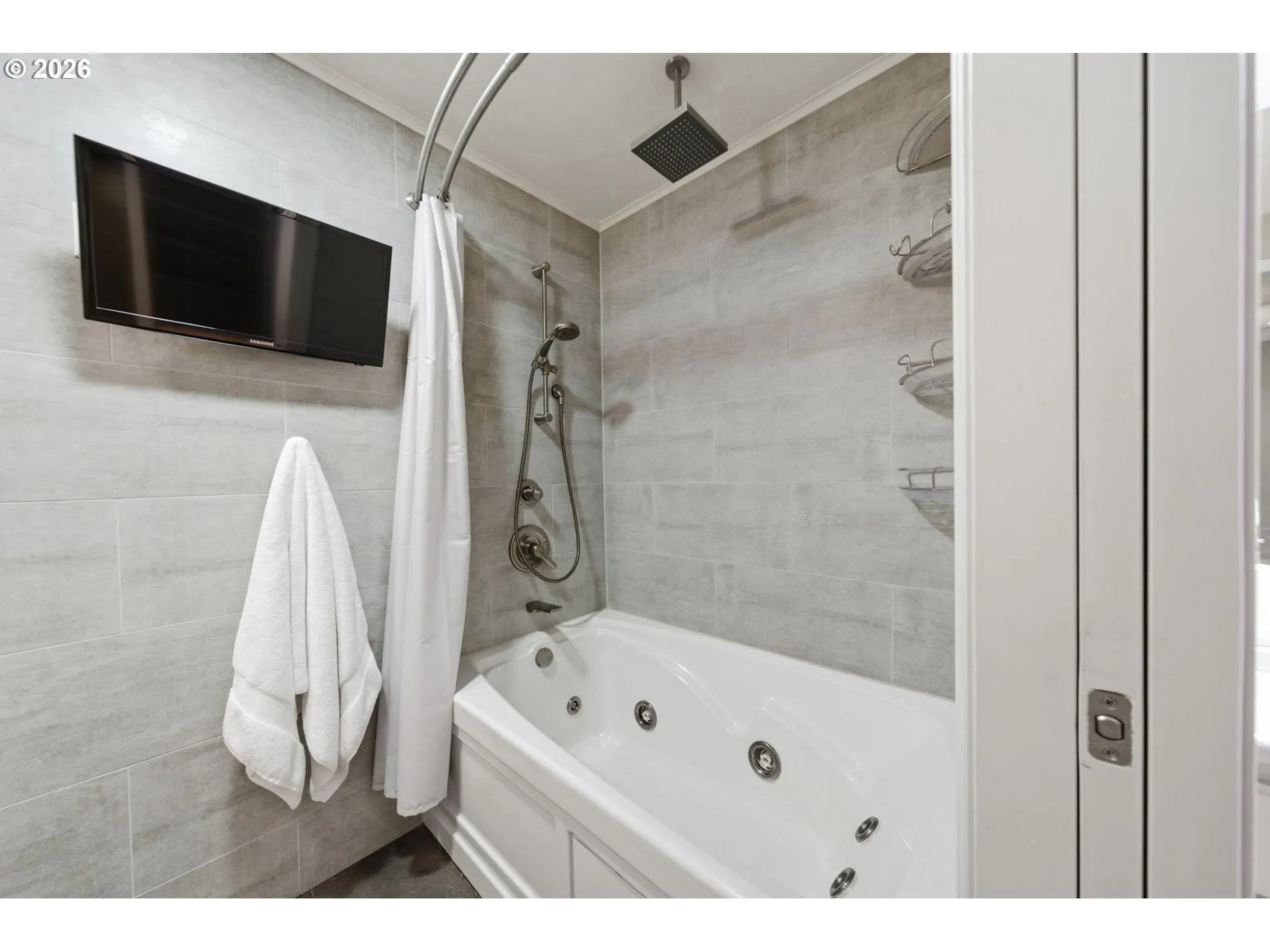 Owner's Suite Bathroom