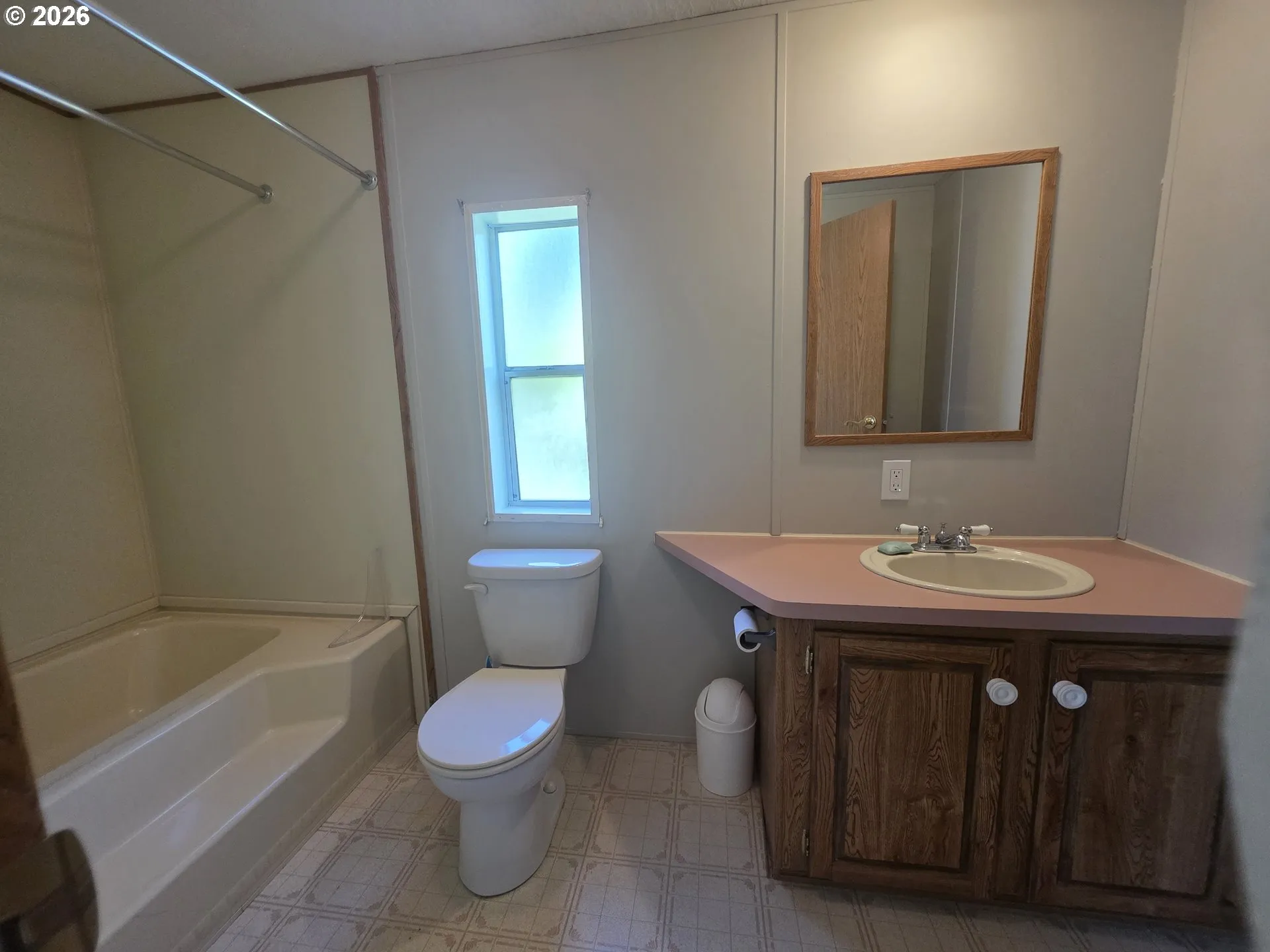 Bathroom, Attached