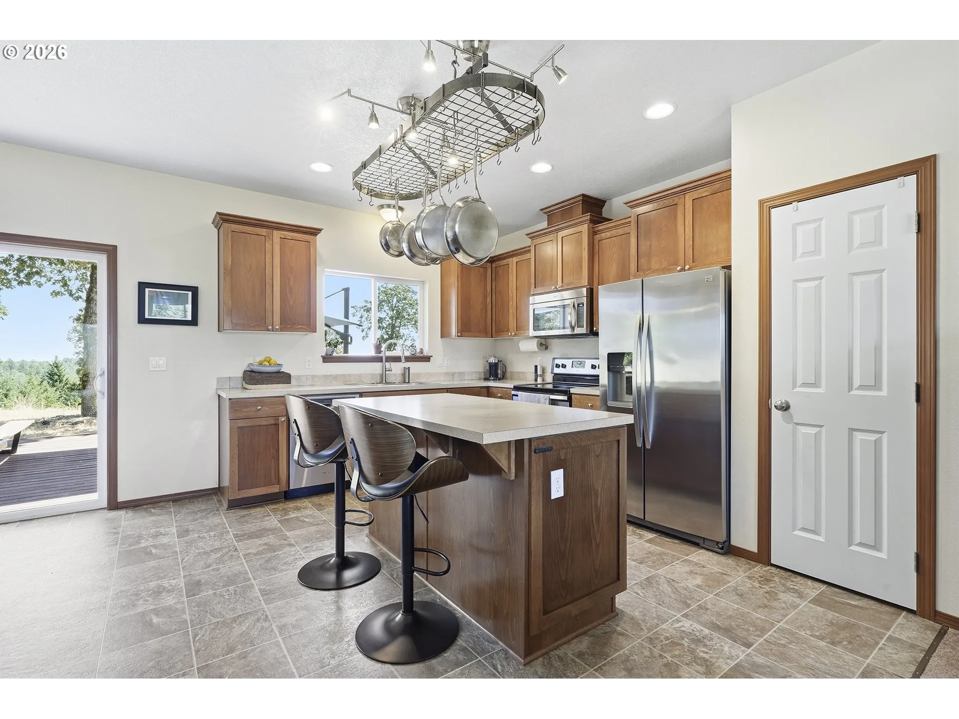 Kitchen-Island