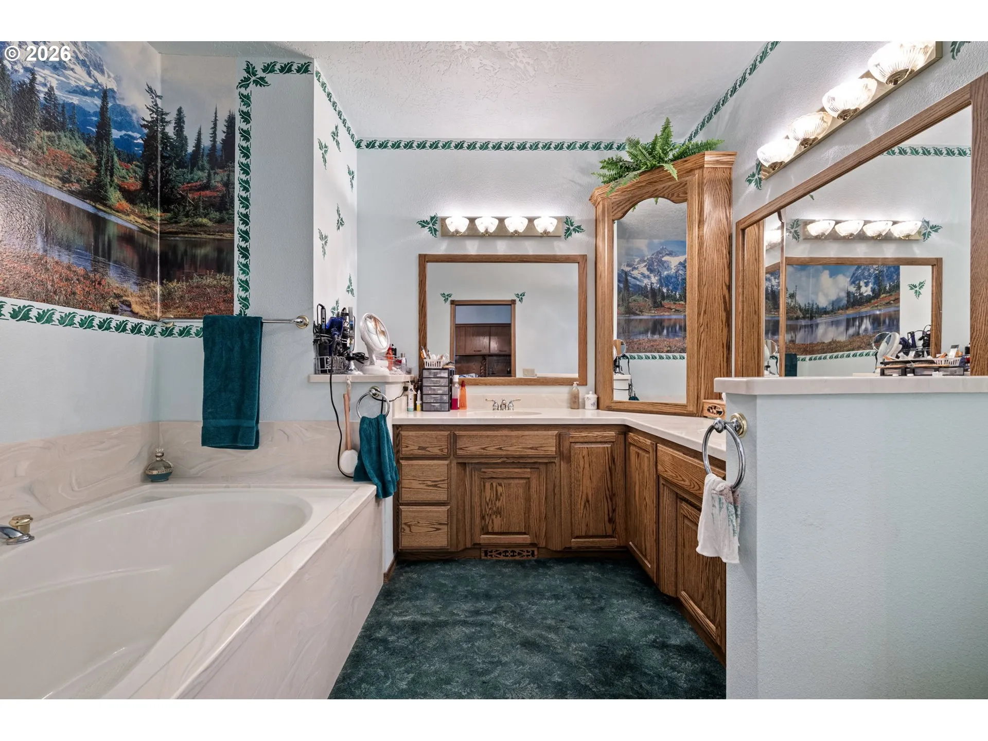 Bathroom, Attached
