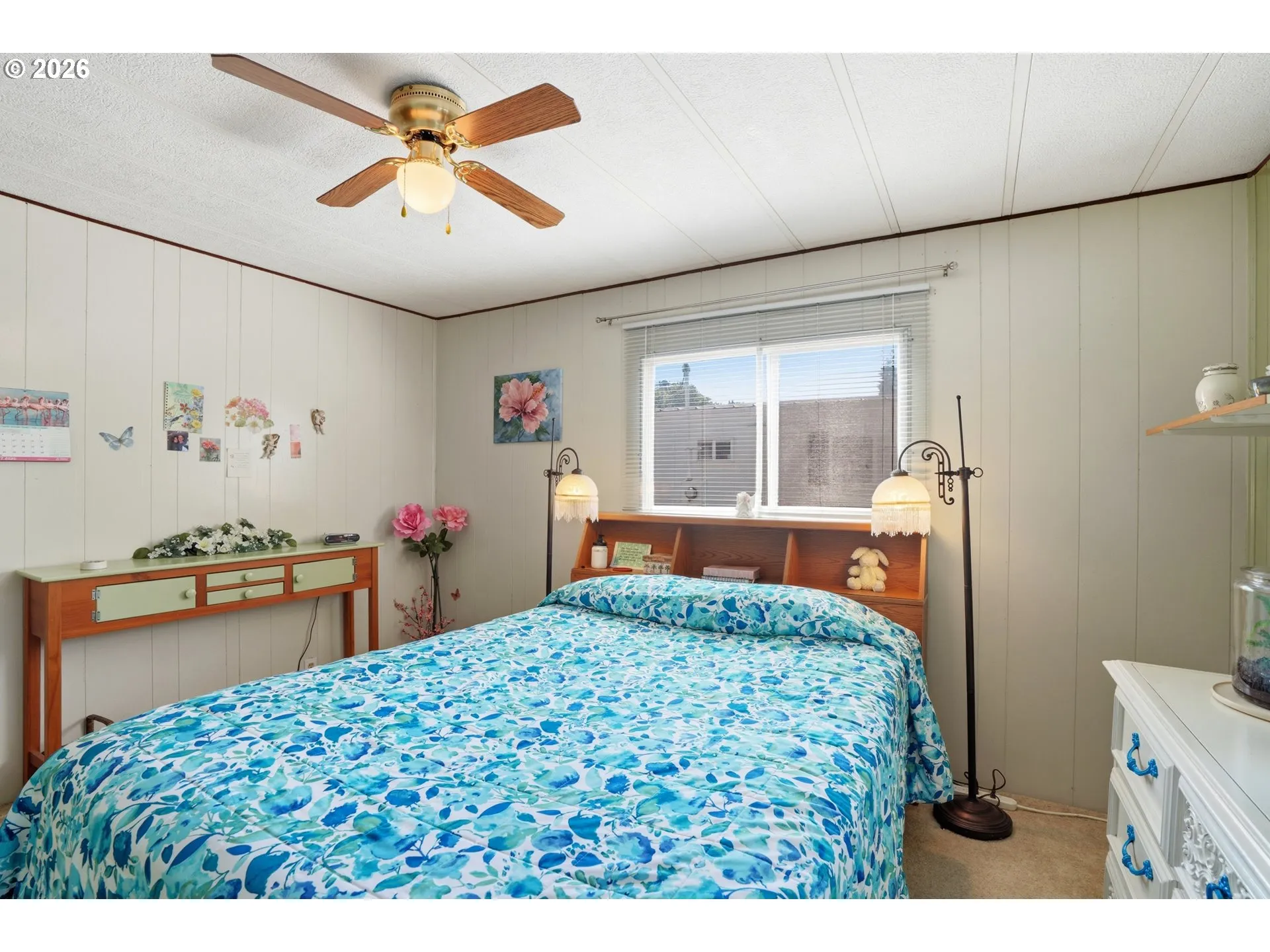 Bedroom, Primary