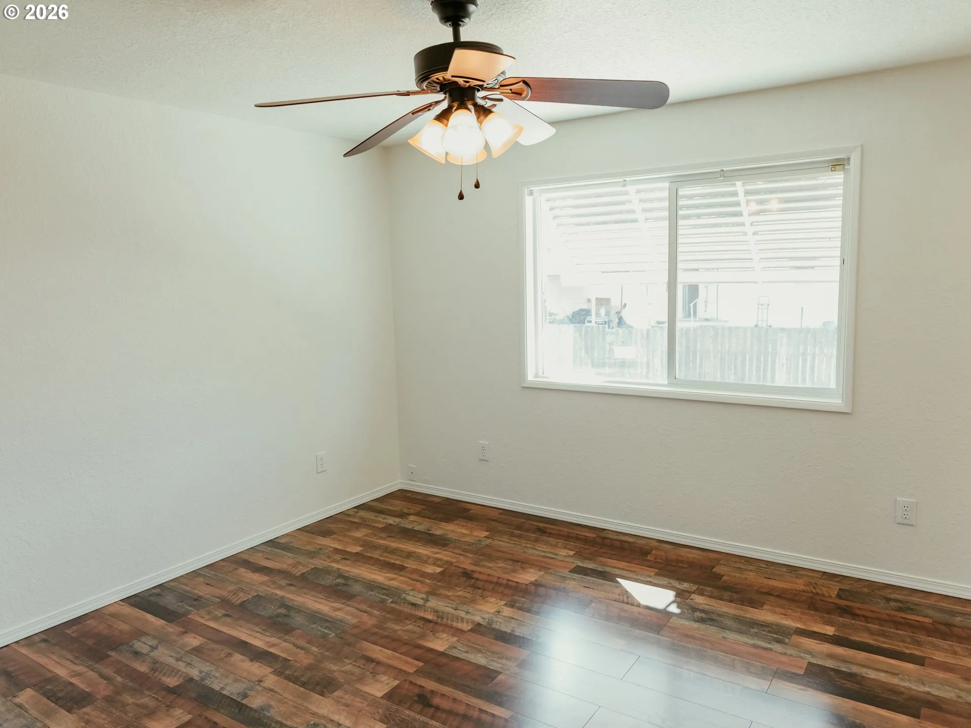 Bedroom, Primary