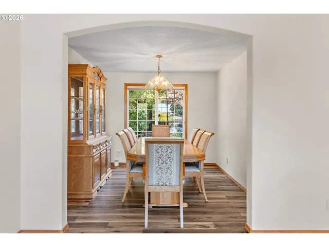Dining Room-Formal