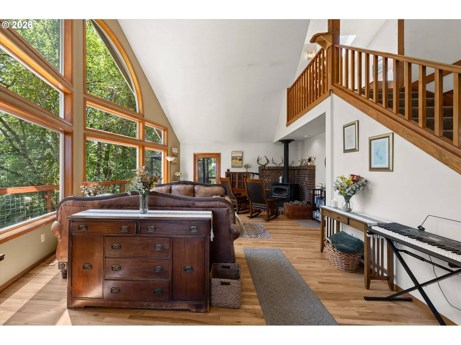 Living Room-Vaulted Ceilings