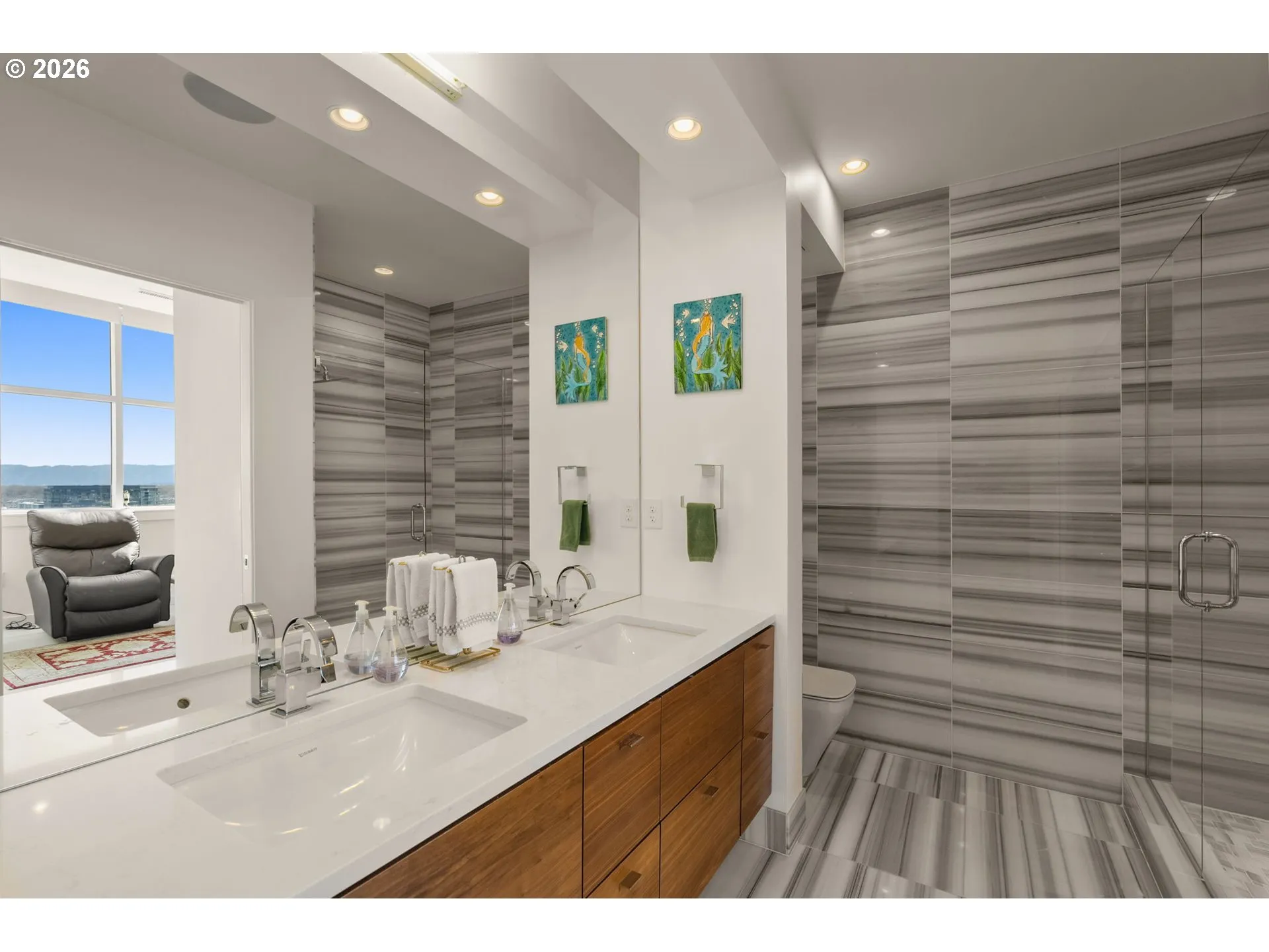 Primary Bedroom-Attached Bathroom