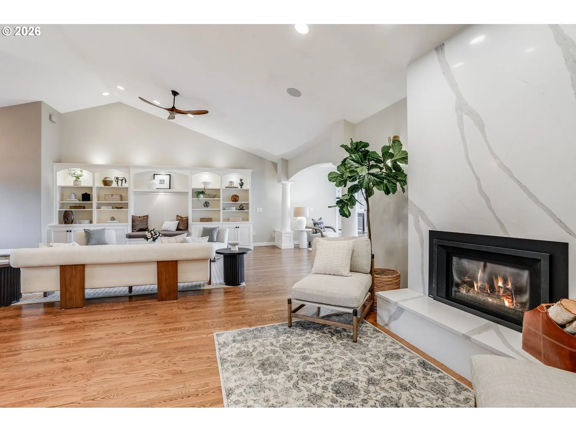 Living Room-Fireplace