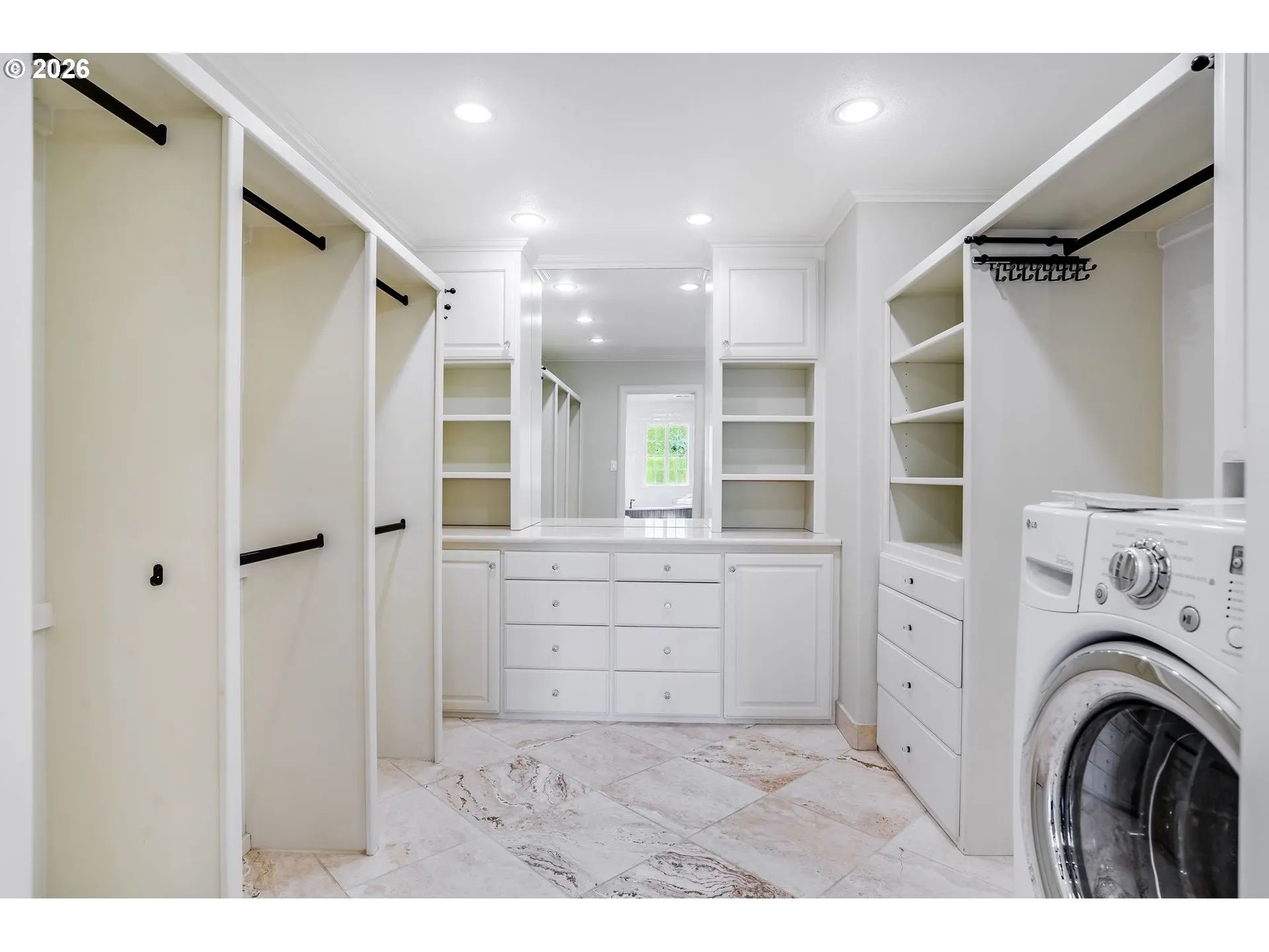 Primary Bedroom-Walk-In Closet