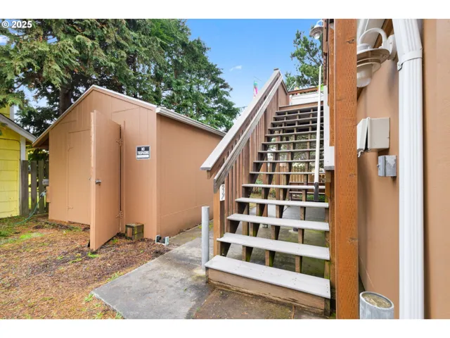 Upstairs Unit