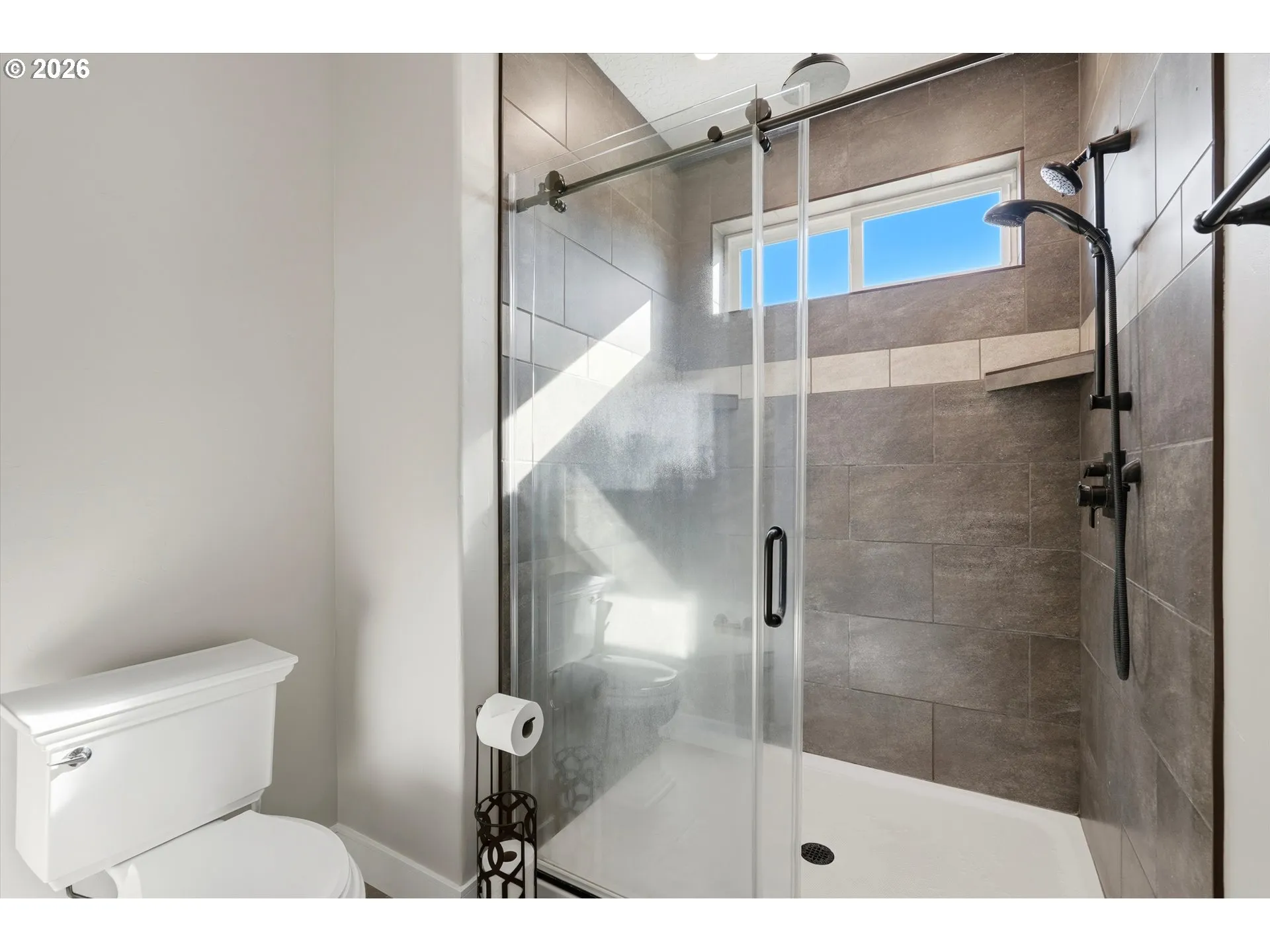 Bathroom-Walk in Shower