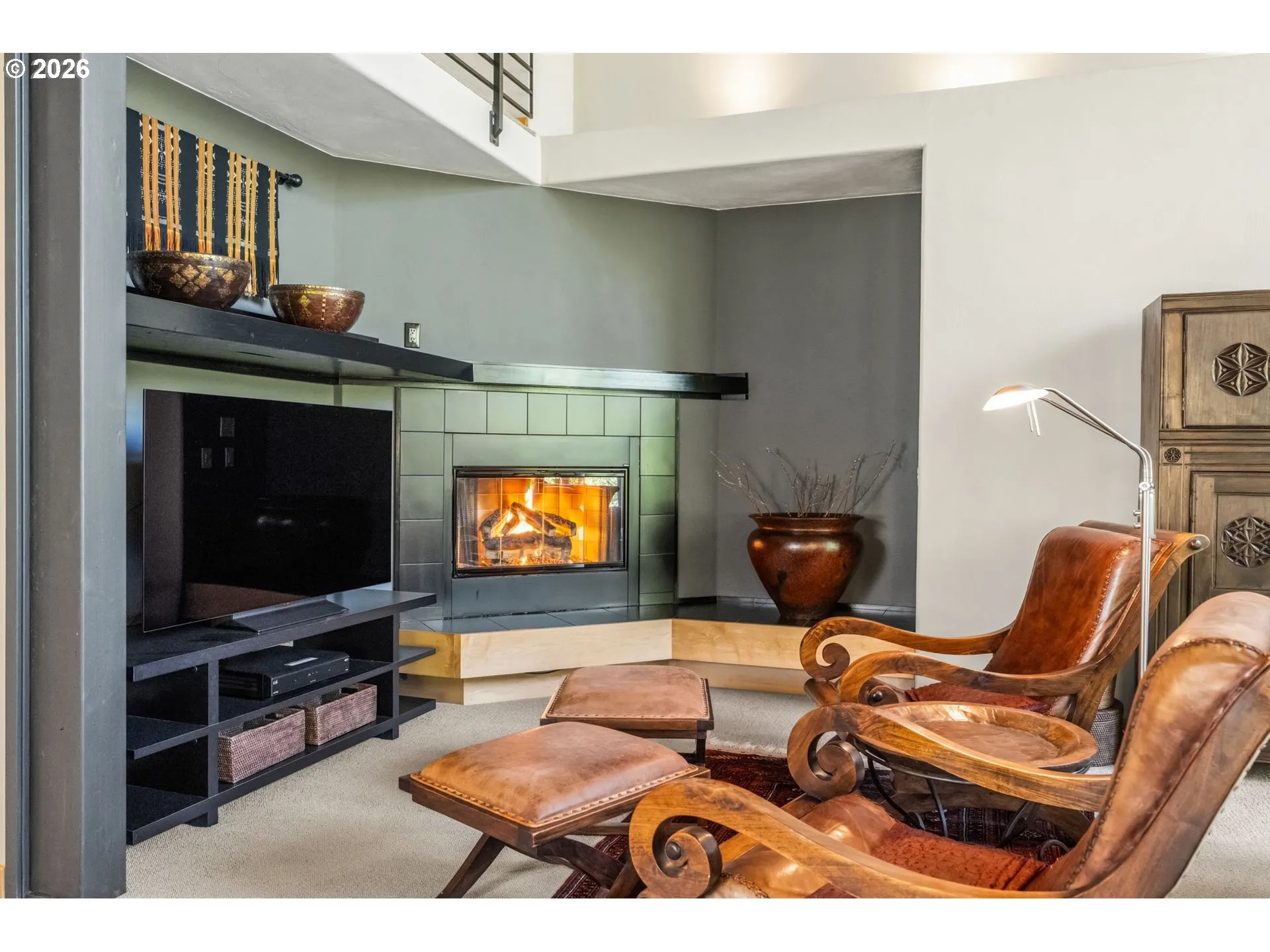 Living Room-Fireplace