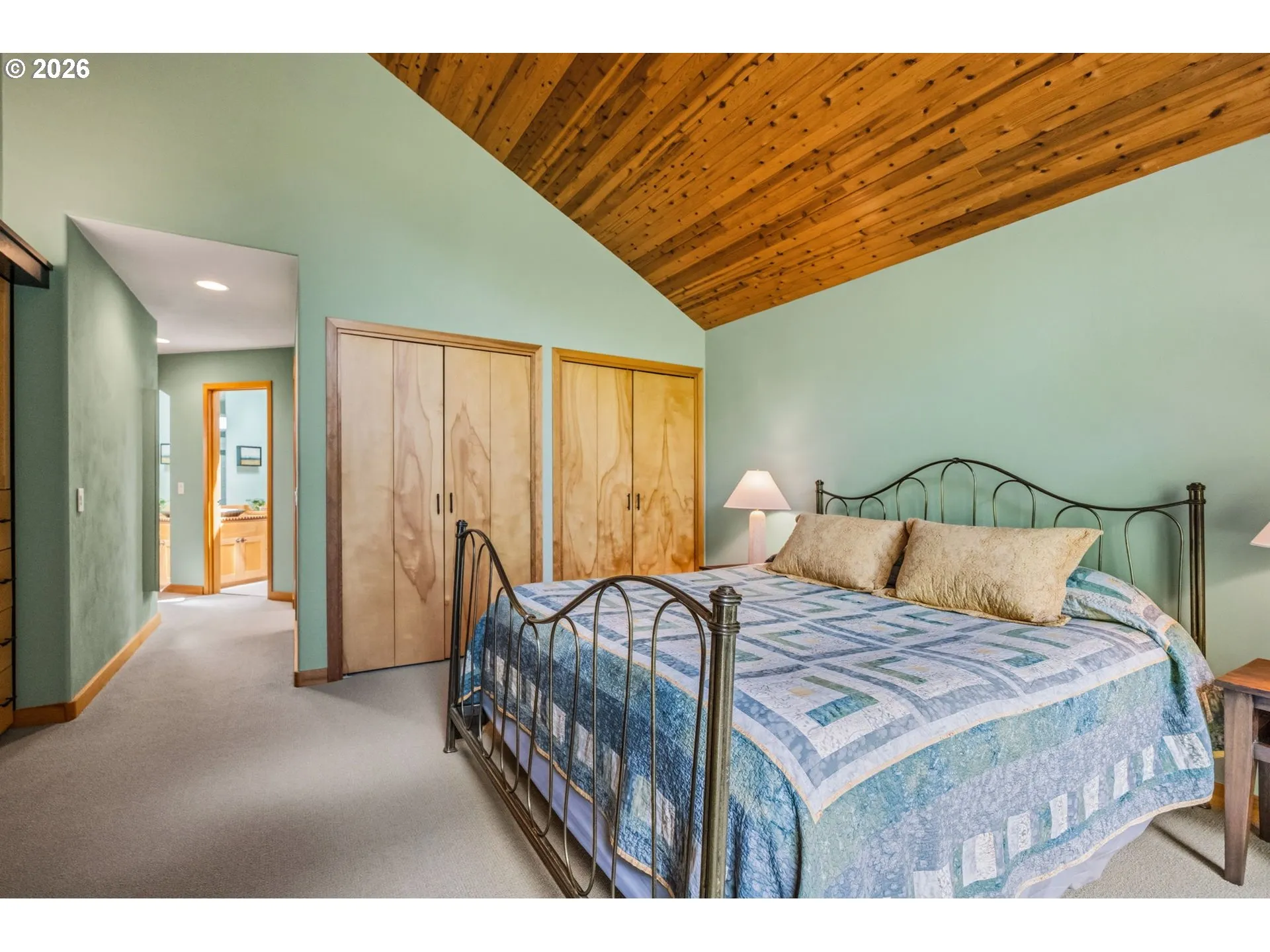 Bedroom, Owner's Suite-Main