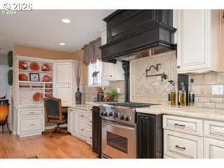 Kitchen-Oven