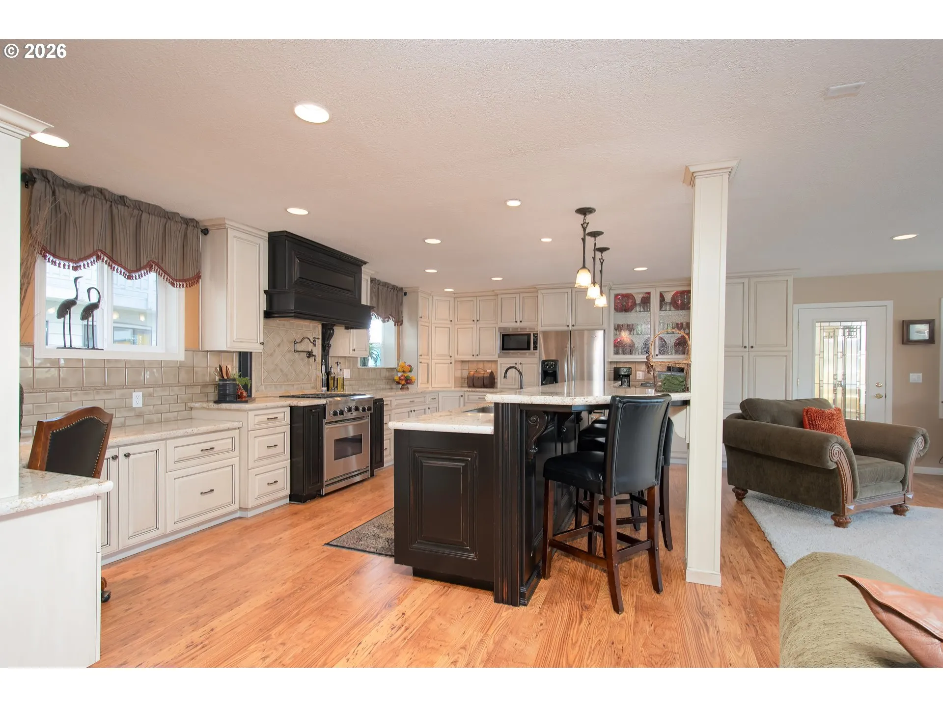 Kitchen-Island